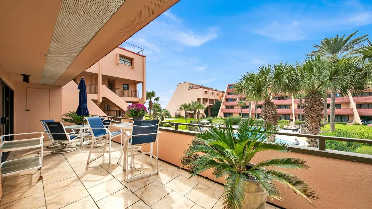 Holiday home Aegean 215 - Beautiful Beachfront Condo Lots Of On Site Activities Destin United States