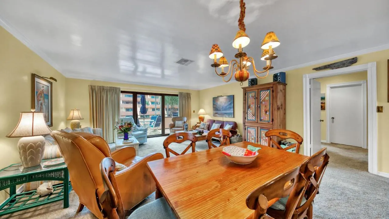 Holiday home Aegean 215 - Beautiful Beachfront Condo Lots Of On Site Activities Destin
